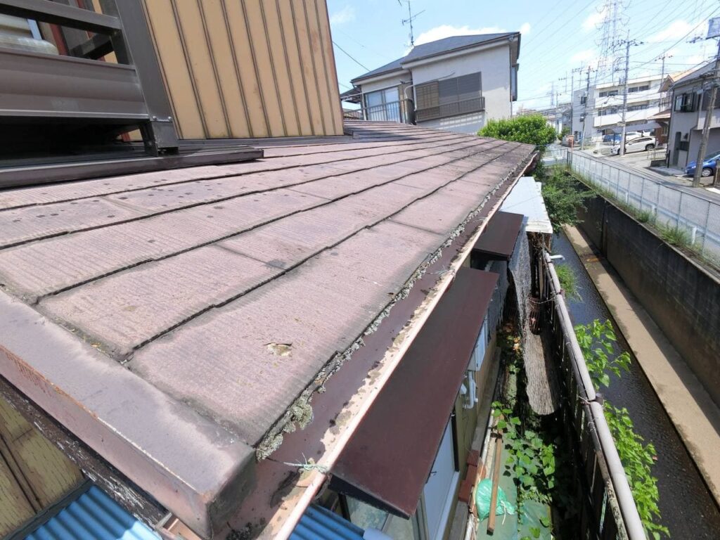 屋根は10年を目安に点検を！所沢市で屋根塗装診断